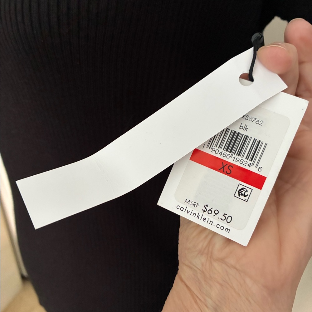 Calvin Klein Elegant Black Fitted Turtleneck Sweater - Picture 9 of 15